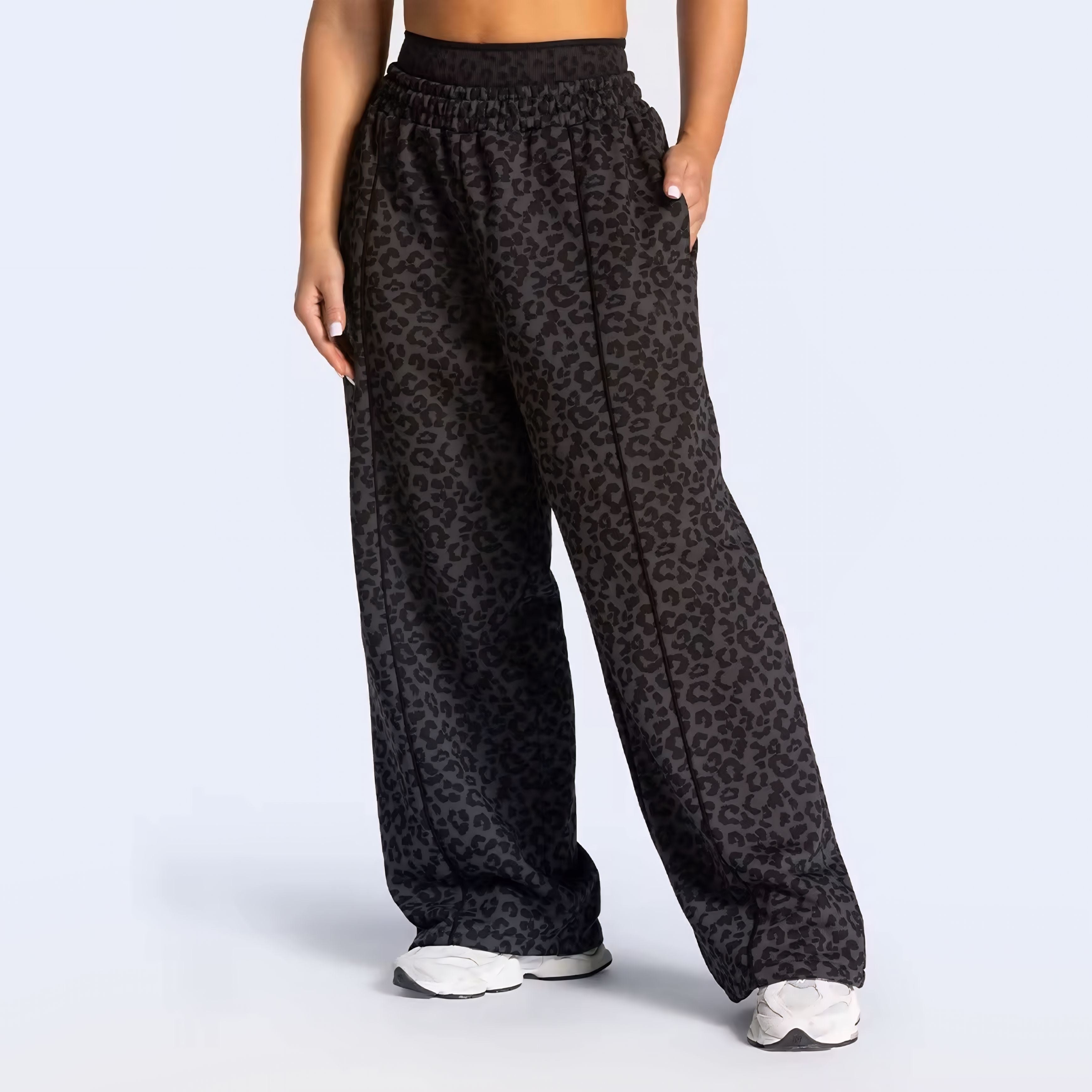 ONEV LEOPARD PANTS
