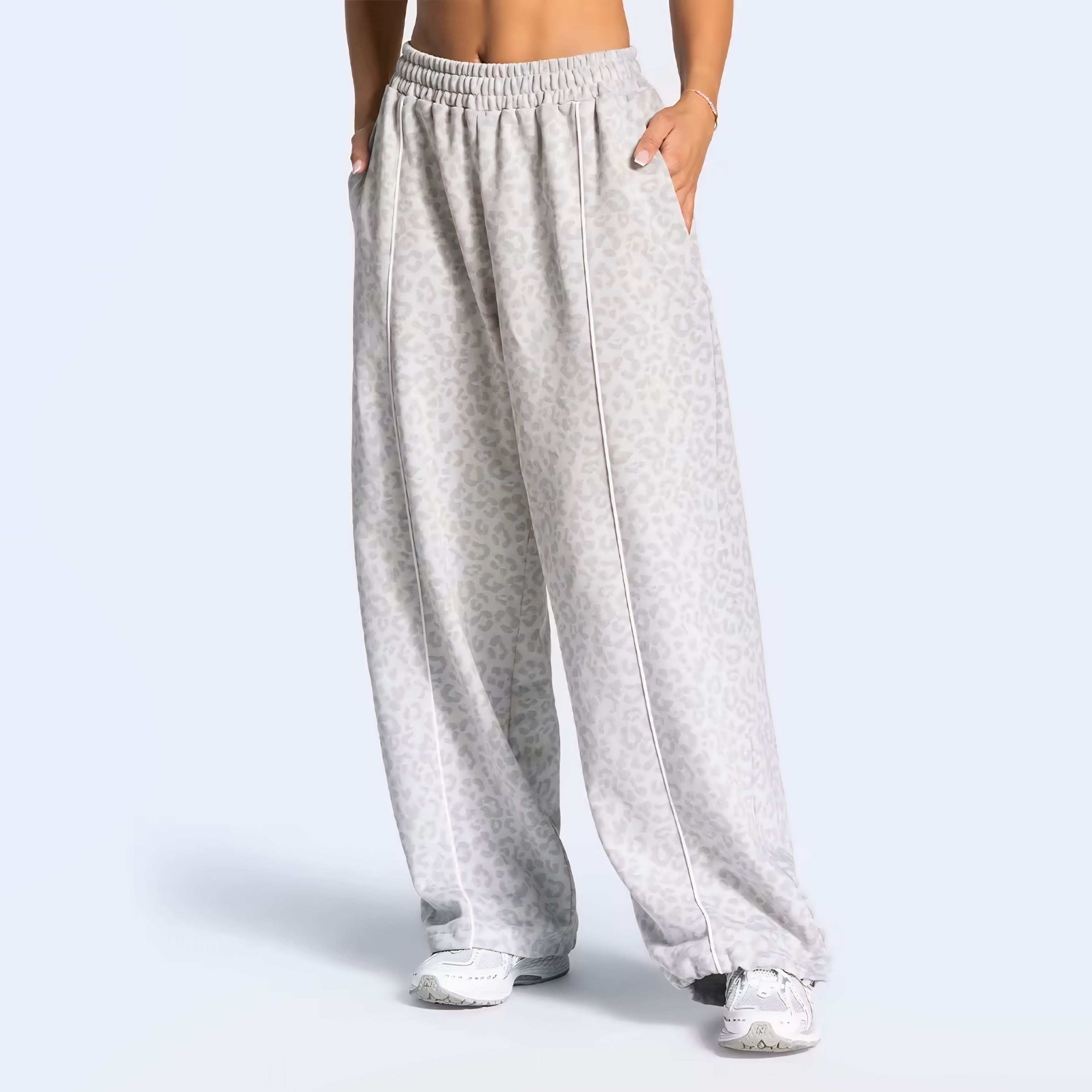 ONEV LEOPARD PANTS