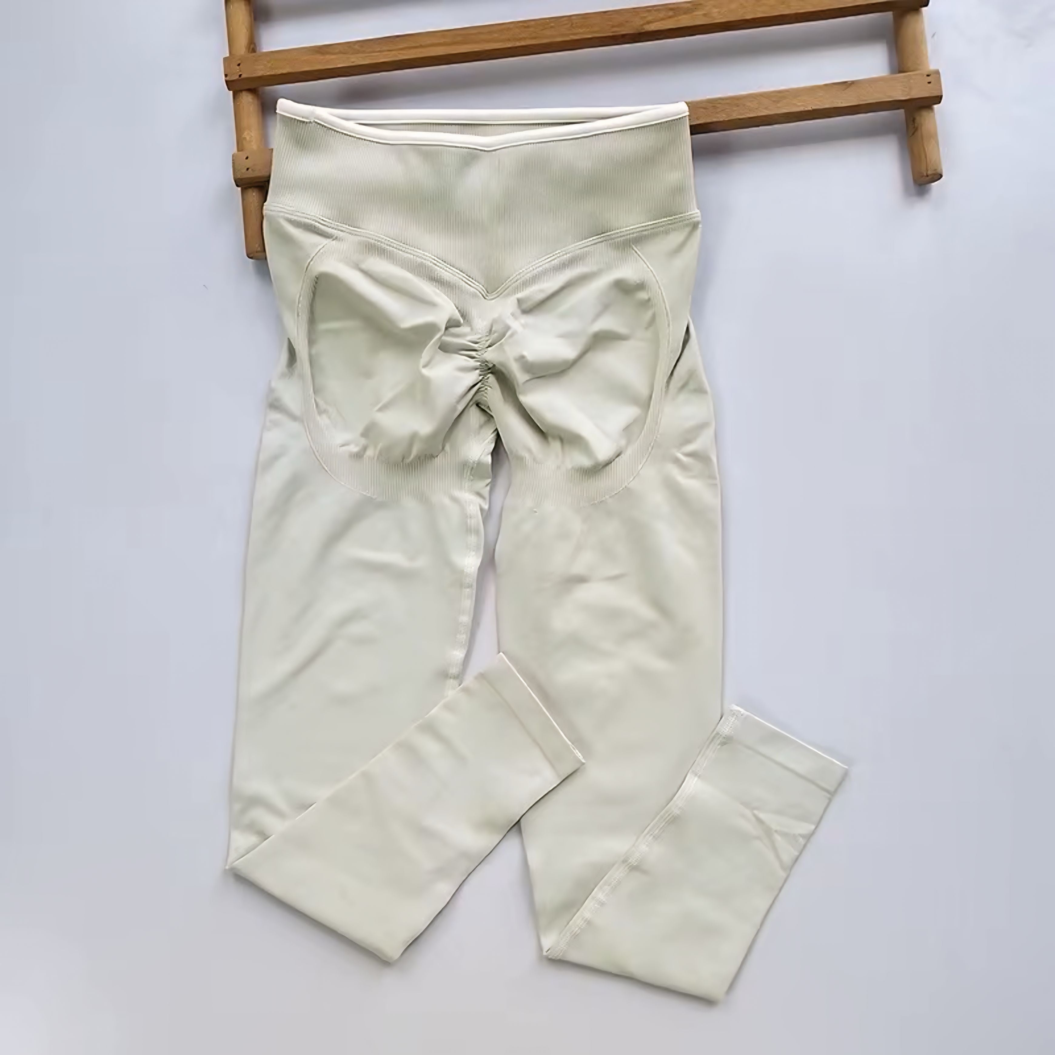 ONEV Sculpted Leggings