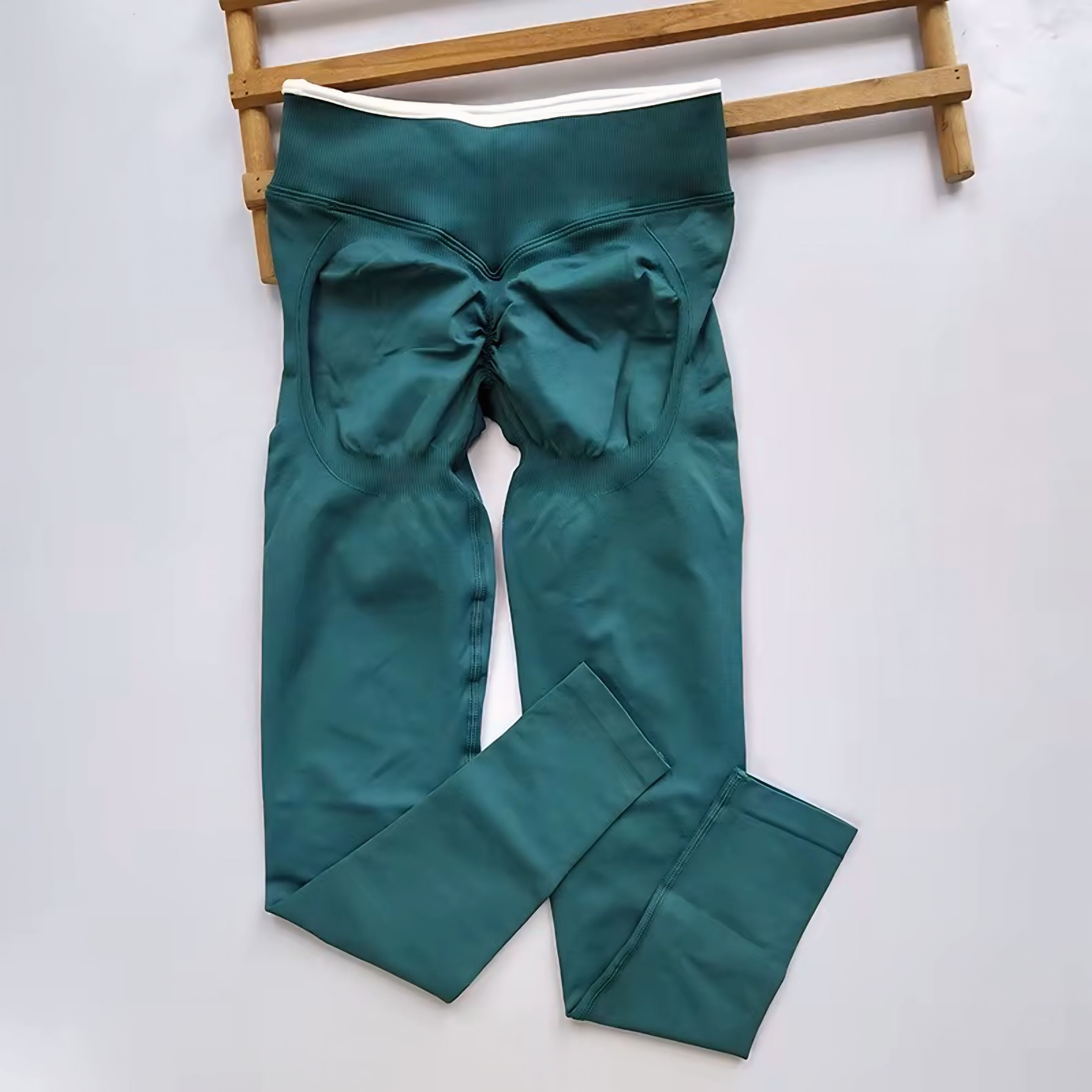 ONEV Sculpted Leggings